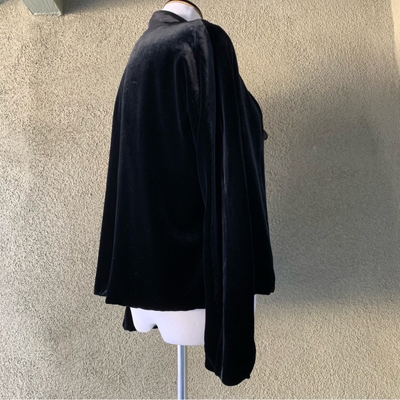 “Pure DKNY” Black Velvet Jacket Bow-Tie Closure Gorgeous size 6 - Picture 9 of 12